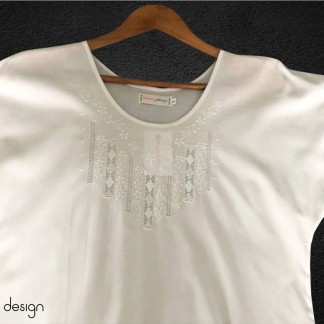 Bateau collar nightdress embroidered with lemon flowers